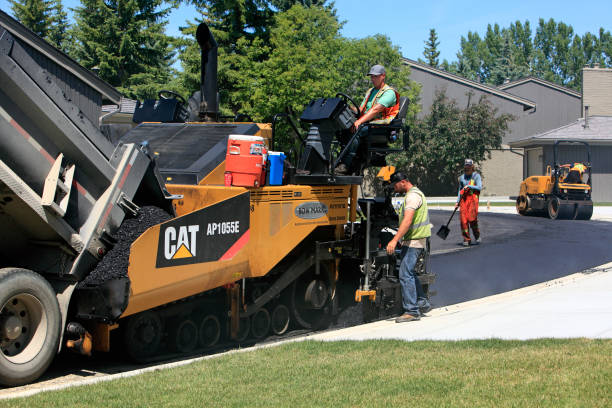 Best Driveway Paving Contractor  in Englishtown, NJ